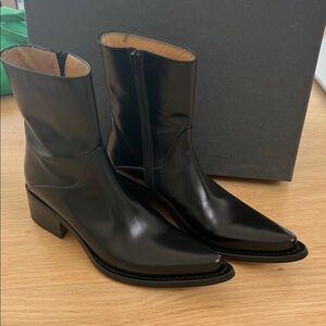 Gianni Barbato Pointed Toe Black Leather Boots